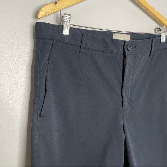 Everlane The Air Chino 9" Short Navy - Picture 2 of 8